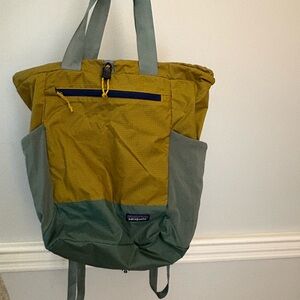 Patagonia Yellow and Green Bag